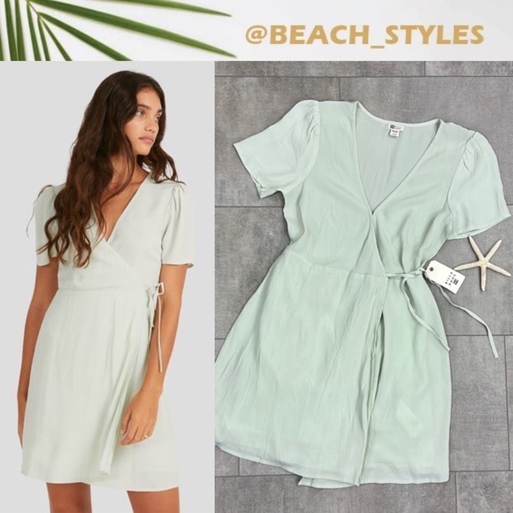 ☀️BILLABONG☀️ SUNSHINE WRAP DRESS - Picture 1 of 15